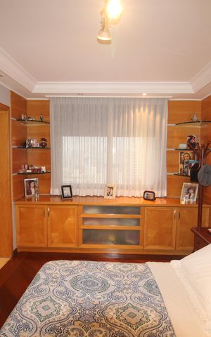Apartamento à venda com 210m², 3 quartos e 3 vagasQuarto 4