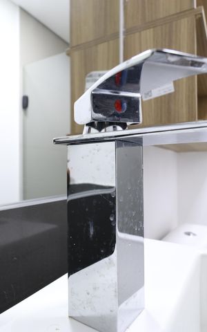 Apartamento à venda com 67m², 2 quartos e 1 vagaBanheiro Social
