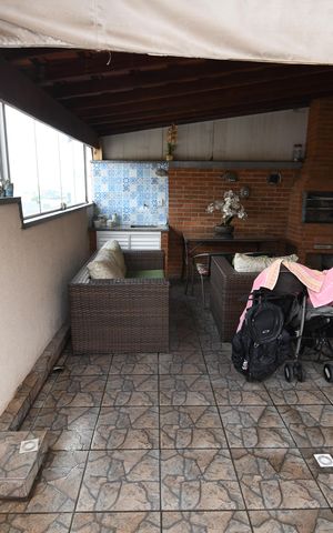 Apartamento à venda com 110m², 2 quartos e 1 vagaVaranda