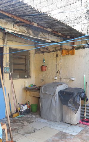 Casa à venda com 150m², 1 quarto e 2 vagasQuintal