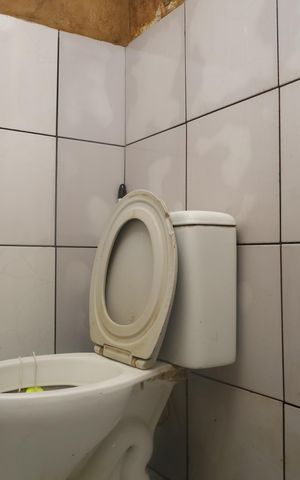 Casa à venda com 150m², 1 quarto e 2 vagasEdícula - Banheiro
