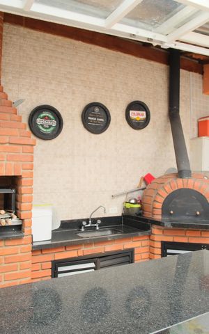 Casa à venda com 256m², 3 quartos e 4 vagasEspaço Gourmet