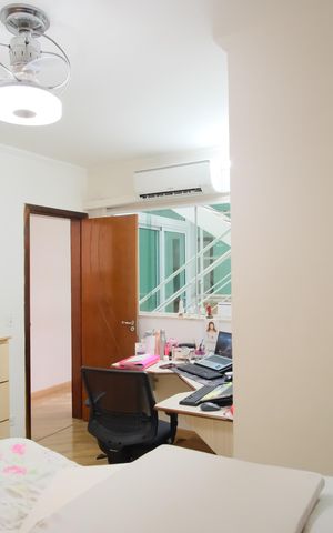 Casa à venda com 256m², 3 quartos e 4 vagasSuíte 2