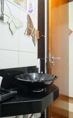 Casa à venda com 256m², 3 quartos e 4 vagasLavabo