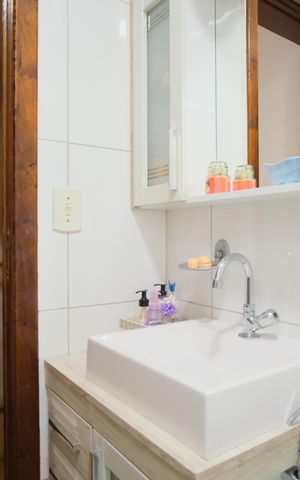 Casa à venda com 256m², 3 quartos e 4 vagasBanheiro da Suíte 2