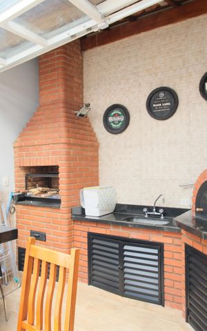Casa à venda com 256m², 3 quartos e 4 vagasEspaço Gourmet