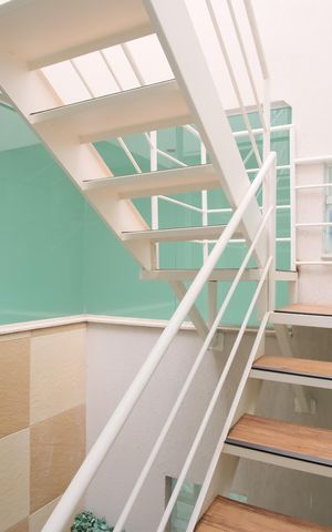 Casa à venda com 256m², 3 quartos e 4 vagasEscada