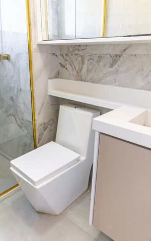 Apartamento à venda com 122m², 3 quartos e 2 vagas Apartamento à venda com 122m², 3 quartos e 2 vagasBanheiro da Suíte 2