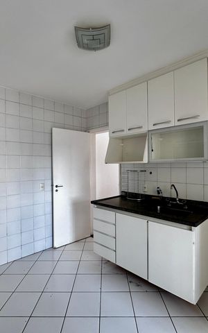 Apartamento para alugar com 94m², 3 quartos e 2 vagas Apartamento para alugar com 94m², 3 quartos e 2 vagasCozinha