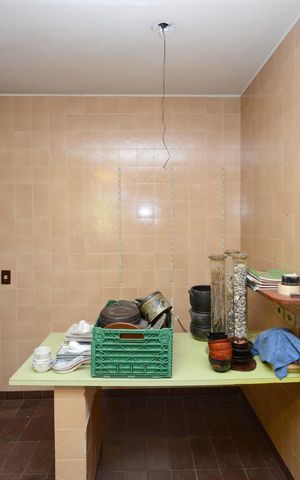 Casa à venda com 450m², 3 quartos e 3 vagasCozinha