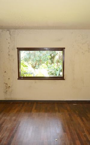 Casa à venda com 450m², 3 quartos e 3 vagasSuíte