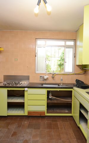 Casa à venda com 450m², 3 quartos e 3 vagasCozinha