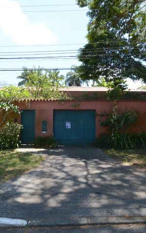 Casa à venda com 450m², 3 quartos e 3 vagasFachada/ Plaquinha