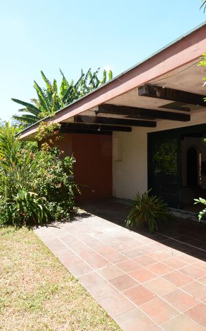 Casa à venda com 450m², 3 quartos e 3 vagasQuintal