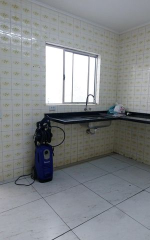 Casa para alugar com 125m², 2 quartos e 2 vagasCozinha