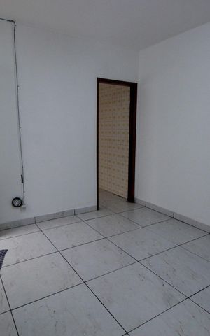 Casa para alugar com 125m², 2 quartos e 2 vagasSala