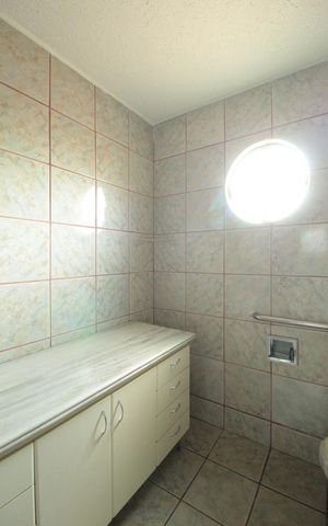 Casa à venda com 360m², 5 quartos e 2 vagasBanheiro da Suite