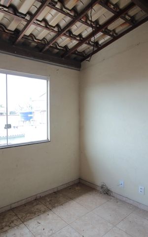 Casa à venda com 360m², 5 quartos e 2 vagasCasa dos Fundos | Quarto