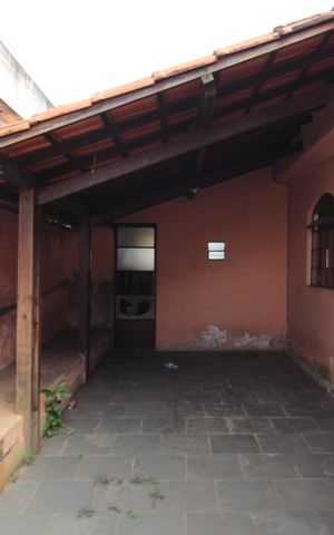 Casa à venda com 360m², 5 quartos e 2 vagasGaragem