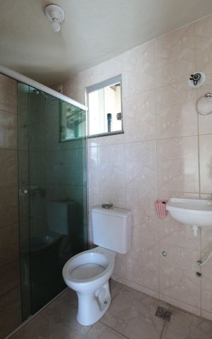Casa à venda com 360m², 5 quartos e 2 vagasCasa dos Fundos | Banheiro