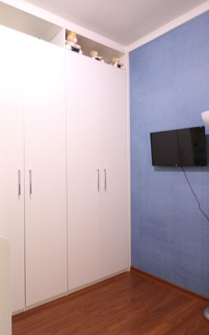 Casa de condomínio à venda com 300m², 4 quartos e 2 vagasQuarto