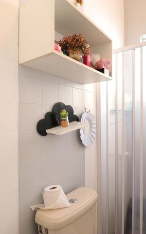 Casa de condomínio à venda com 300m², 4 quartos e 2 vagasLavabo