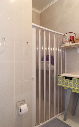 Casa de condomínio à venda com 300m², 4 quartos e 2 vagasBanheiro Social