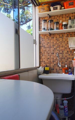 Apartamento à venda com 64m², 2 quartos e 1 vagaÁrea de Serviço - Janela Fechada