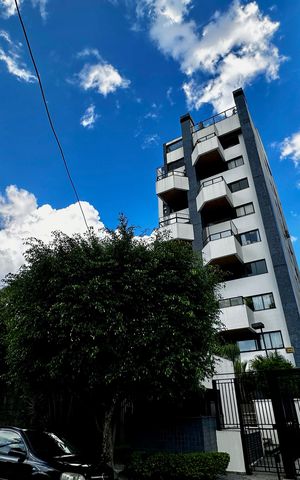 Apartamento para alugar com 216m², 3 quartos e 3 vagas Apartamento para alugar com 216m², 3 quartos e 3 vagasFachada