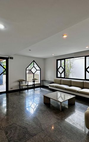 Apartamento para alugar com 216m², 3 quartos e 3 vagas Apartamento para alugar com 216m², 3 quartos e 3 vagasÁrea comum - Salão de Festas