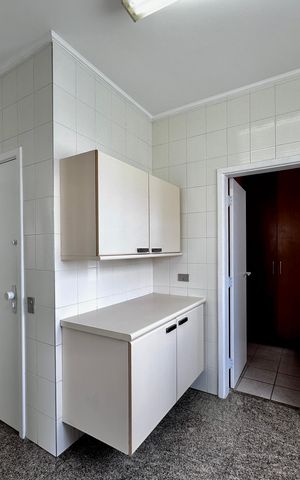 Apartamento para alugar com 216m², 3 quartos e 3 vagas Apartamento para alugar com 216m², 3 quartos e 3 vagasÁrea de Serviço