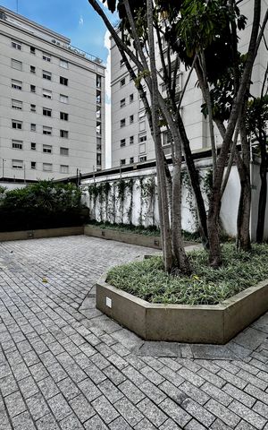 Apartamento para alugar com 216m², 3 quartos e 3 vagas Apartamento para alugar com 216m², 3 quartos e 3 vagasÁrea Comum - Área externa