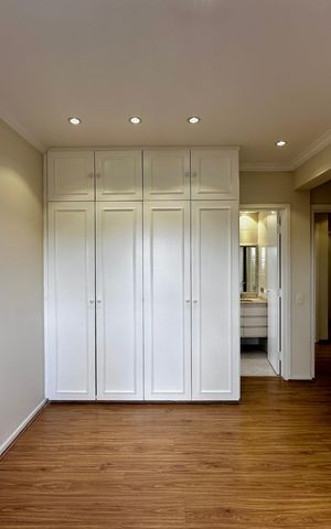 Apartamento para alugar com 216m², 3 quartos e 3 vagas Apartamento para alugar com 216m², 3 quartos e 3 vagasSuíte 1