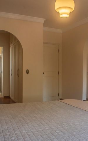 Casa à venda com 282m², 4 quartos e 3 vagasSuíte 3