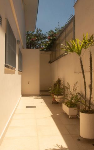 Casa à venda com 282m², 4 quartos e 3 vagasQuintal