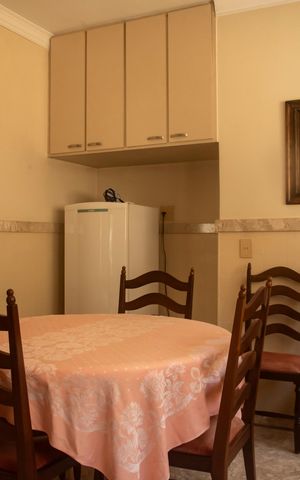 Casa à venda com 282m², 4 quartos e 3 vagasCopa