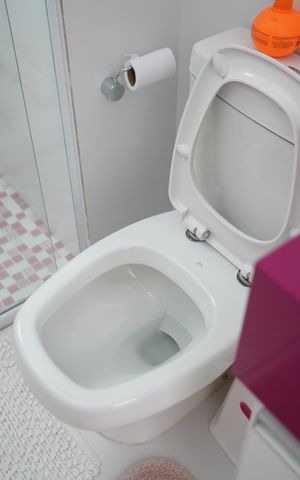 Apartamento à venda com 99m², 3 quartos e 4 vagasBanheiro do Quarto
