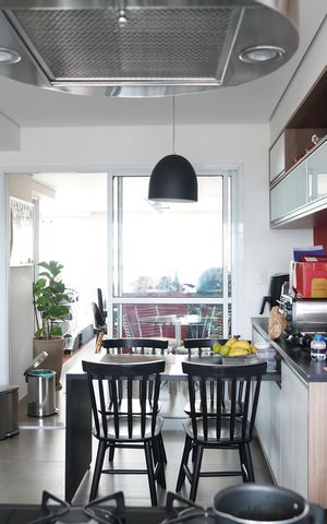 Apartamento à venda com 99m², 3 quartos e 4 vagasCozinha