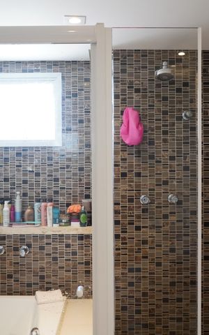 Apartamento à venda com 99m², 3 quartos e 4 vagasBanheiro do Quarto 3