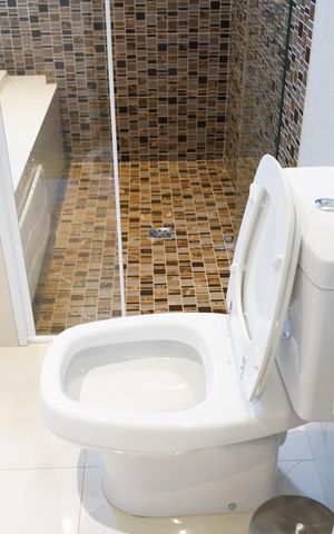 Apartamento à venda com 99m², 3 quartos e 4 vagasBanheiro do Quarto 3