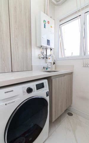 Apartamento à venda com 72m², 3 quartos e 1 vagaÁrea de Serviço