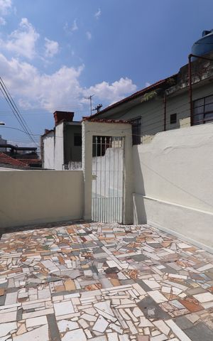 Casa para alugar com 40m², 1 quarto e 1 vagaQuintal
