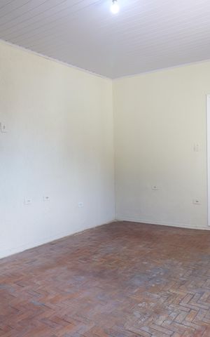 Casa para alugar com 40m², 1 quarto e 1 vagaQuarto