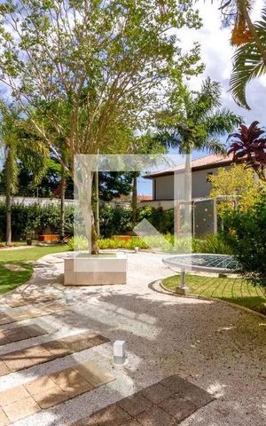 Apartamento à venda com 33m², 1 quarto e 1 vaga Apartamento à venda com 33m², 1 quarto e 1 vagaPlayground