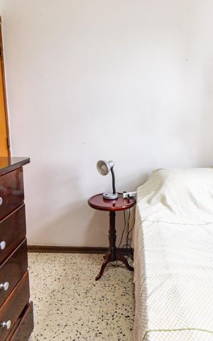 Apartamento à venda com 300m², 4 quartos e 5 vagas Apartamento à venda com 300m², 4 quartos e 5 vagasQuarto de Serviço