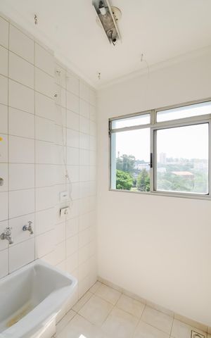 Apartamento para alugar com 65m², 3 quartos e 1 vagaÁrea de Serviço