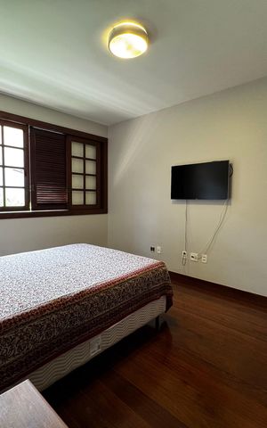 Casa à venda com 400m², 8 quartos e 5 vagas Casa à venda com 400m², 8 quartos e 5 vagasSuíte 1