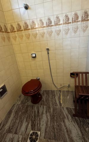Casa à venda com 400m², 8 quartos e 5 vagas Casa à venda com 400m², 8 quartos e 5 vagasBanheiro da Suíte 2