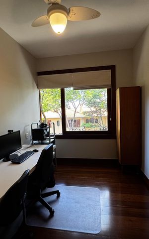 Casa à venda com 400m², 8 quartos e 5 vagas Casa à venda com 400m², 8 quartos e 5 vagasQuarto 3