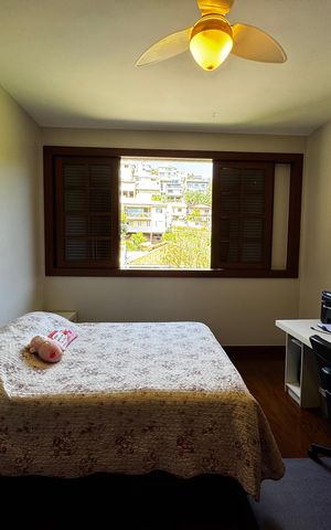 Casa à venda com 400m², 8 quartos e 5 vagas Casa à venda com 400m², 8 quartos e 5 vagasQuarto 1